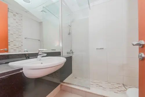 4br-_0017_mediacity_jeweltower_4003--18-of-36--500