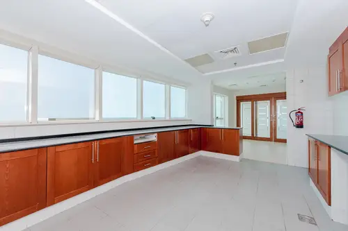 4br-_0028_mediacity_jeweltower_4003--7-of-36--500