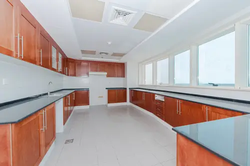 4br-_0029_mediacity_jeweltower_4003--6-of-36--500