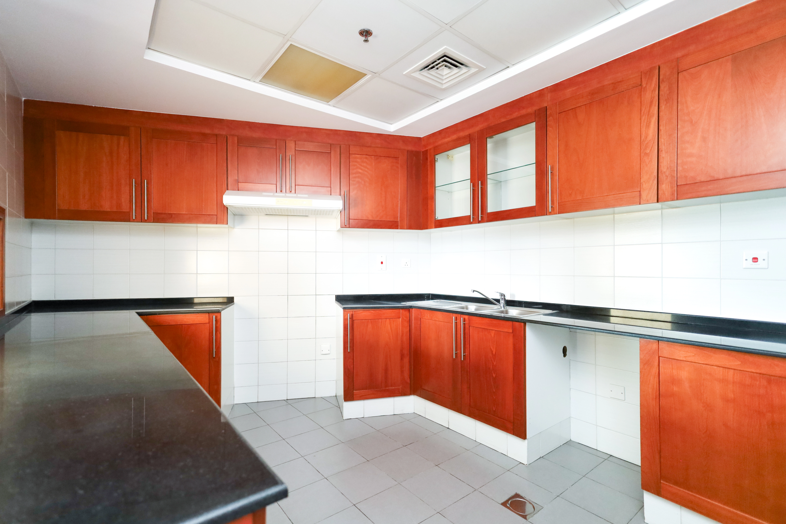 Dubai Jewel Tower- (3)