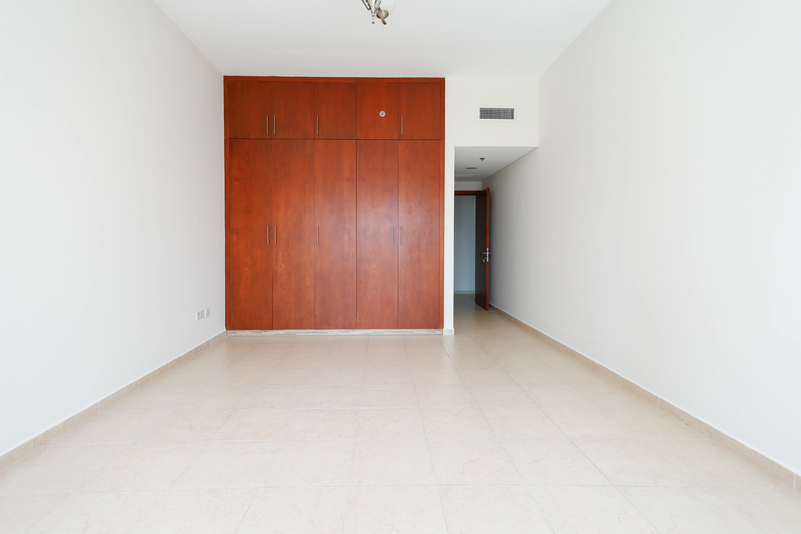 Dubai Jewel Tower- (9)