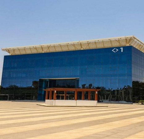 Dubai-Industrial-Park-commercial-building-1024x640